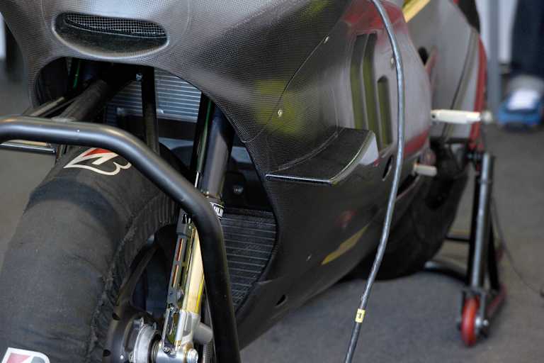 Valencia-Test 2010: Flügel an der Ducati Desmosedici von Valentino Rossi
