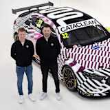 Adam Morgan und Daniel Rowbottom am Plato Racing Mercedes-AMG A35
