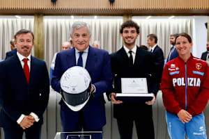 Max Biaggi, Antonio Tajani, Pecco Bagnaia und Kiara Fontanesi (v.l.)