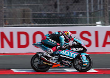 Sieg in Mandalika: Maximo Quiles ist Moto3-Weltmeister!