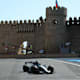 2. Training Baku: Rote Flagge! Mercedes Doppelspitze, Verstappen Verfolger