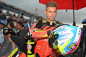 Muss Alvaro Bautista seinen Helm an den Nagel hängen?