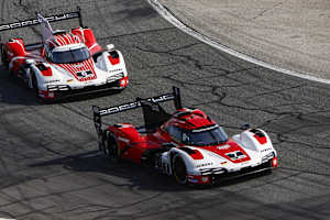 Die beiden Werks-Porsche 963