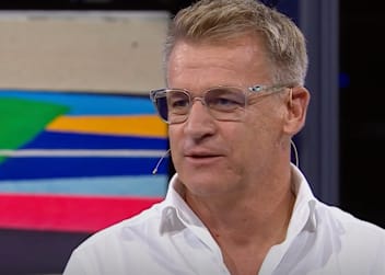 Pit Beirer bei der ServusTV-Sendung «Sport und Talk aus dem Hangar-7»