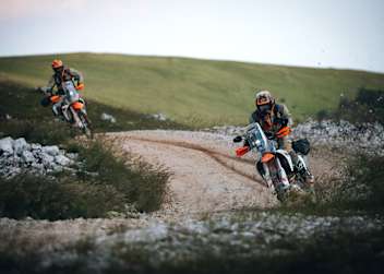 Leicht und schlank: Die KTM 690 Rally soll für jeden Untergrund passen