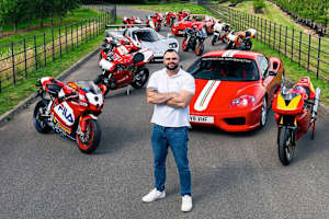 Lecha Khouri liebt italienische Autos und Motorräder