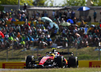 Lewis Hamilton im Ferrari