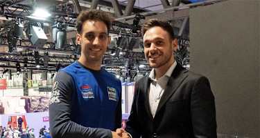 Leandro Mercado (li.) mit Niccolò Canepa von Yamaha