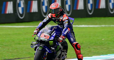 Vollbremsung: Yamaha-Ass Fabio Quartararo verzögert am Limit