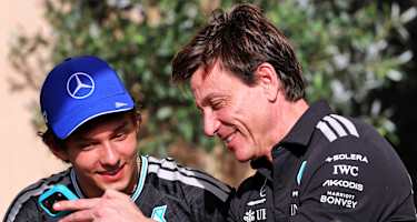 Kimi Antonelli und Toto Wolff