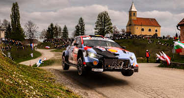 Thierry Neuville übernahm am zweiten Tag die Führung