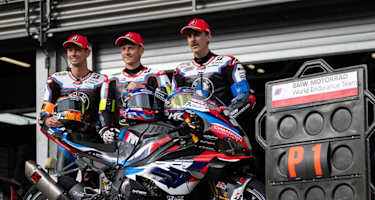 Michael van der Mark und seine Endurance-Kollegen Odendaal und Reiterberger