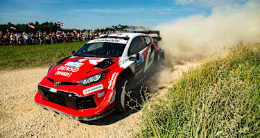 Toyota-Youngster Sami Pajari führt die Rallye Estland an
