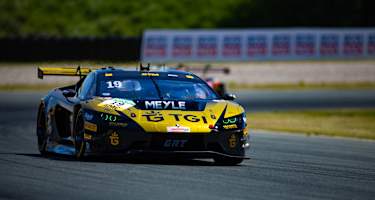 Christian Engelhart steuert auf dem Nürburgring den zweiten Grasser Lambo