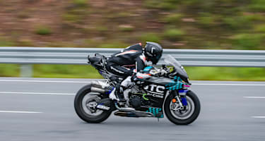 Die CF Moto V4SR-RR