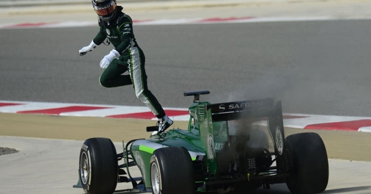 Fragile Motor-Technik: 10.000 Teile, Strafen nahen! - Formel 1 ...