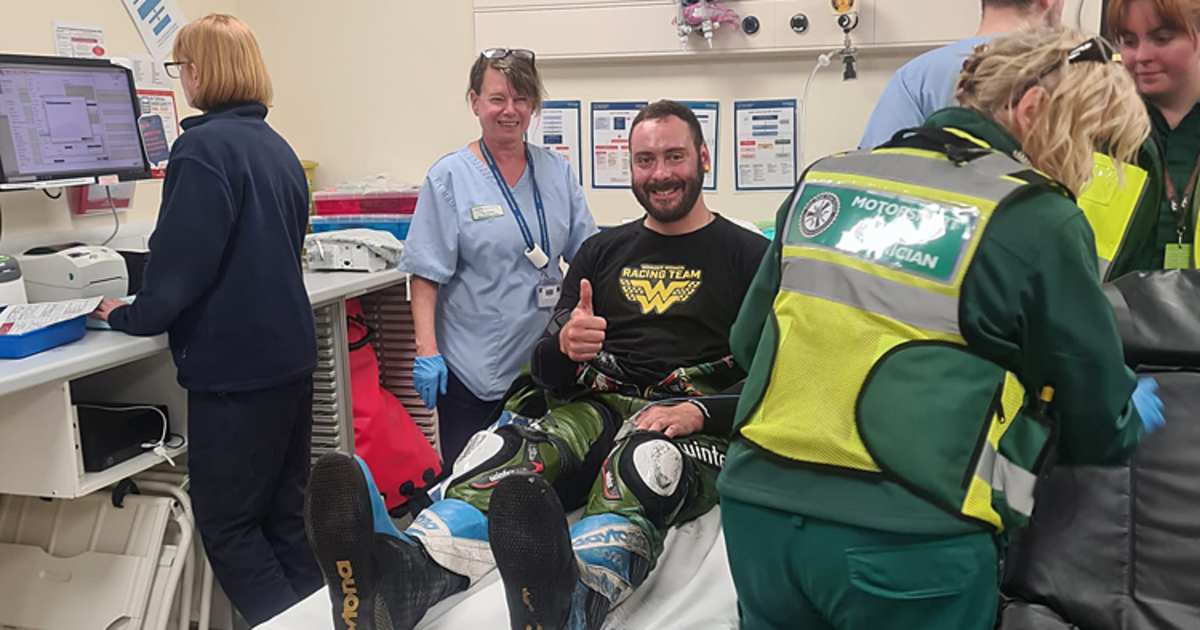 Datzer-Sturz: Glück im Unglück im Supertwin-Rennen - Road-Racing ...