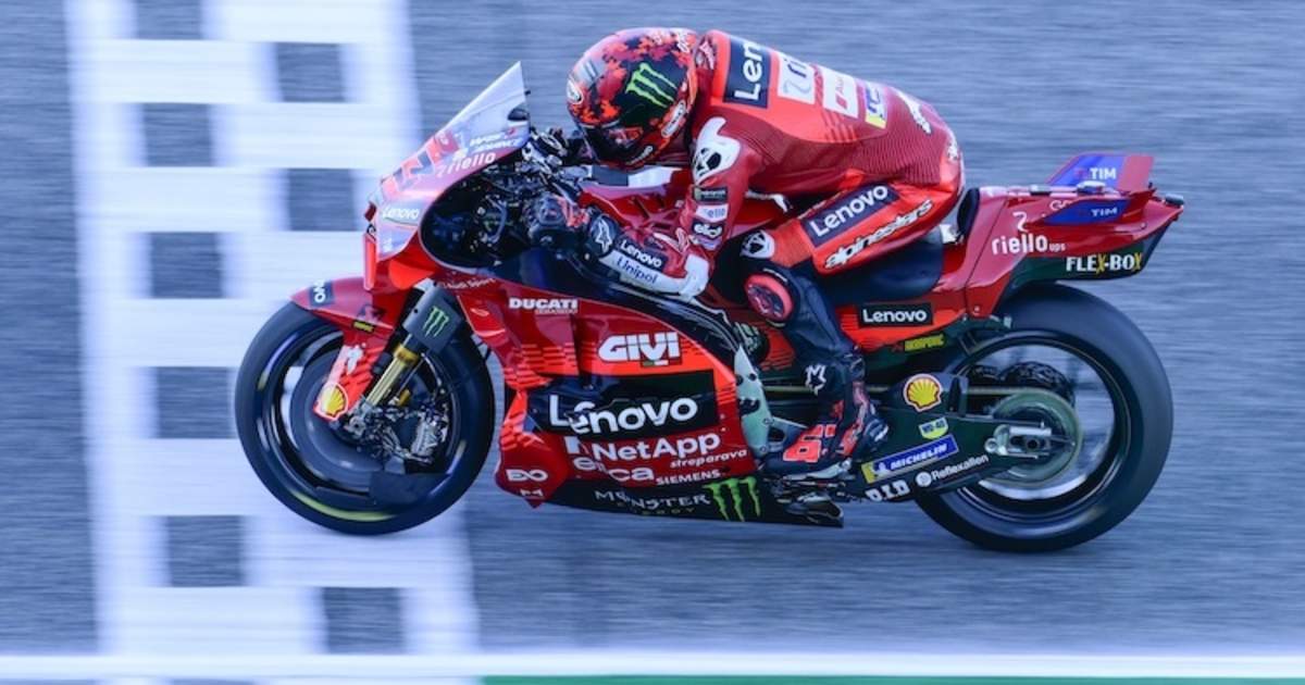 Ducati Corse: Riskanter Sprung zurück in die Zukunft - MotoGP ...