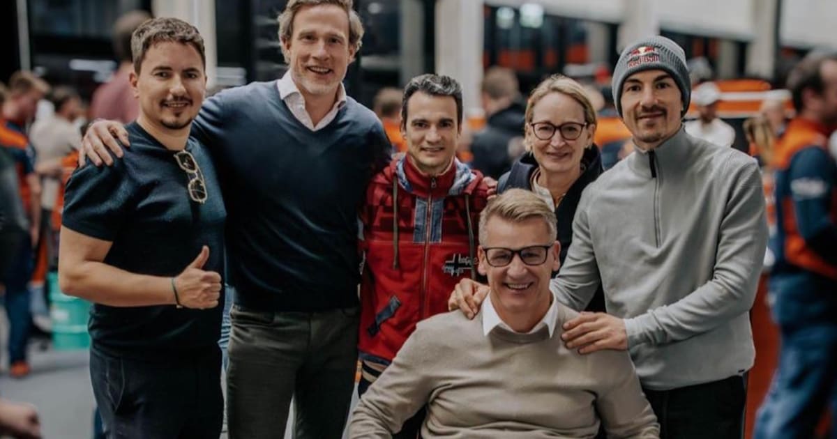 KTM-Vinales-Lorenzo-und-Pedrosa-zu-Gast-in-Munderfing