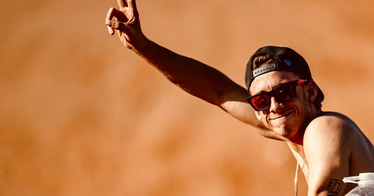 KTM-Pilot-Pedro-Acosta-Sonne-Sand-und-spektakul-re-Spr-nge