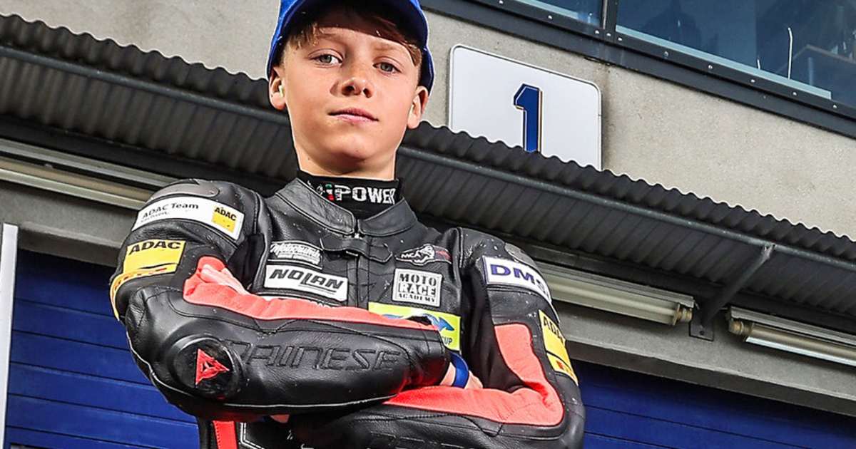 Robin-Siegert-Der-Moto4-Northern-Cup-Vize-schw-rt-auf-Teamwork