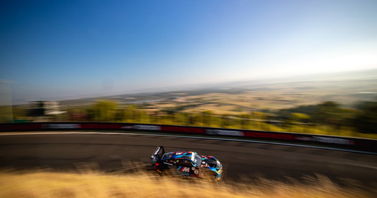 Rund-um-Valentino-Rossi-BMW-mit-starkem-Bathurst-Aufgebot