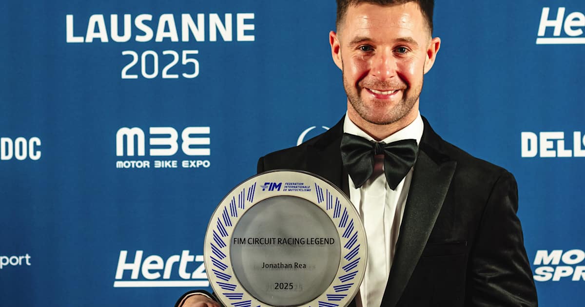 Nach-R-cktritt-Jonathan-Rea-von-der-FIM-in-den-Stand-einer-Legende-erhoben