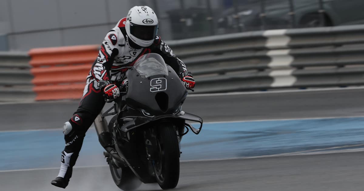 Jerez-Test-Mittwoch-BMW-mit-Bestzeit-ttl-zur-ck-auf-dem-Superbike-
