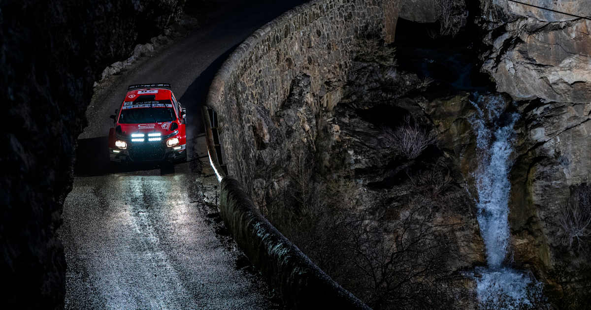 Citroen-Pilot-Leo-Rossel-WRC2-Sieger-bei-der-Rallye-Monte-Carlo