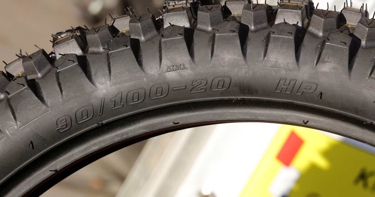 Seitenwagen-Technik-Es-gibt-wieder-20-Zoll-Reifen