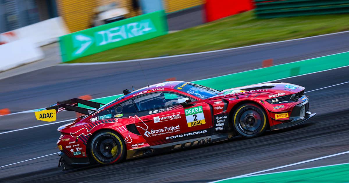 Kiano-Blum-sorgt-f-r-Pole-des-spektakul-ren-Ford-Mustang-GT3