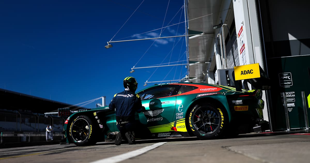Jamie-Day-sorgt-f-r-Aston-Martin-Pole-im-ADAC-GT-Masters-am-N-rburgring
