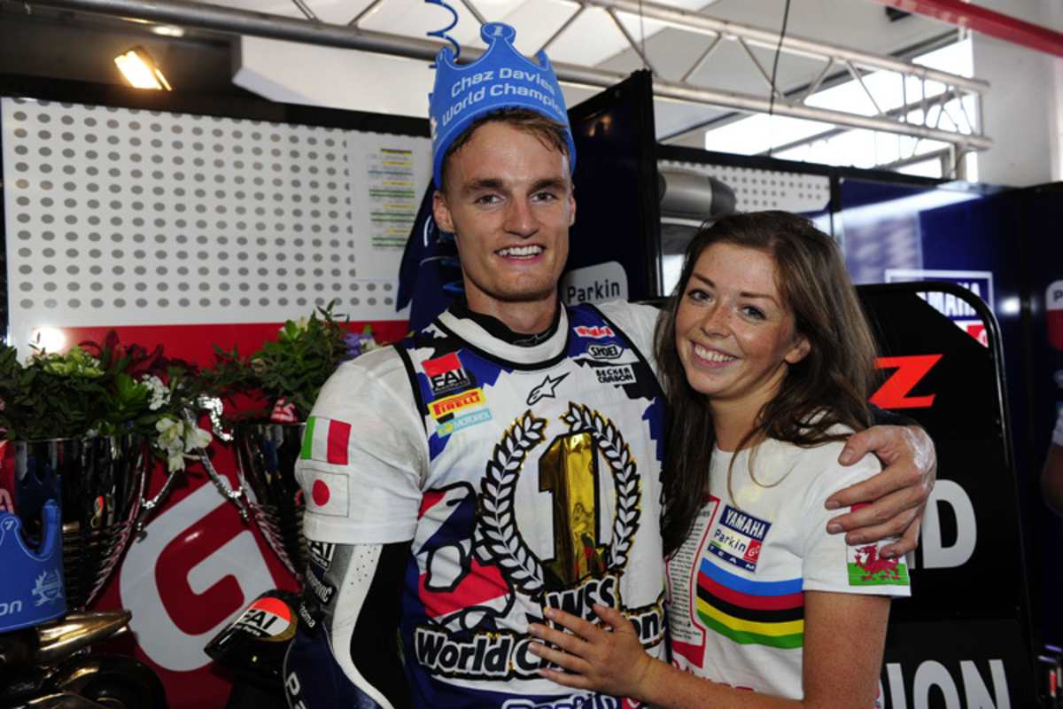 2011 wurde Rovelli mit Chaz Davies (Bild) und Yamaha Supersport-Weltmeister