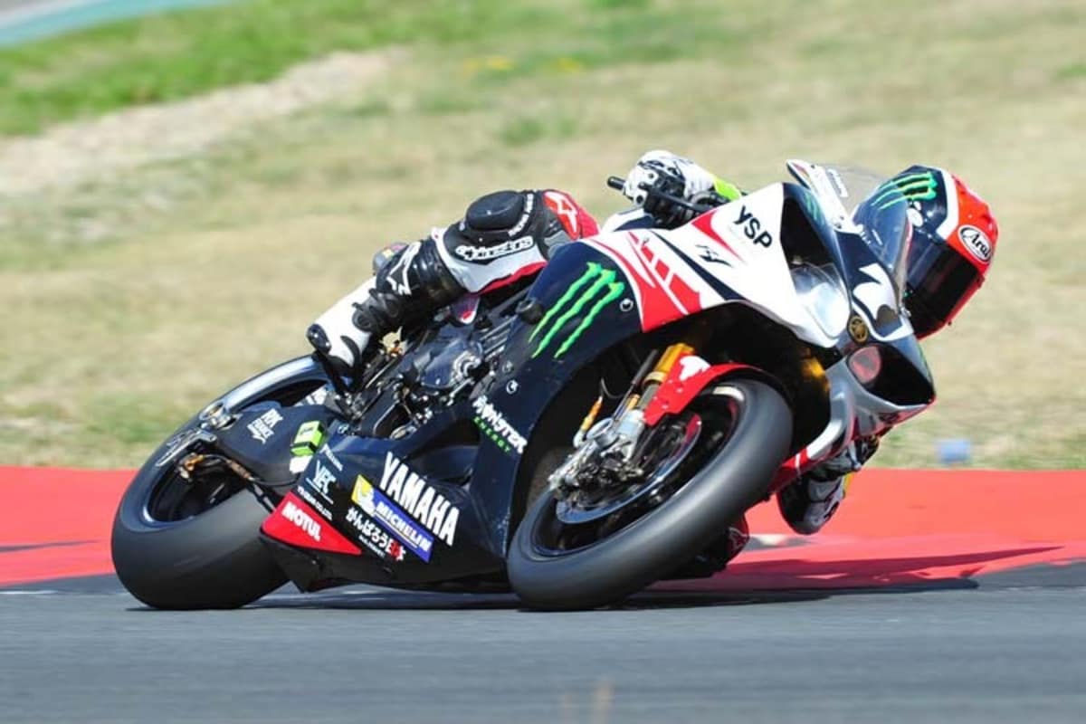 Trotz Feuer in der Box Platz 3 für Monster Energy YART