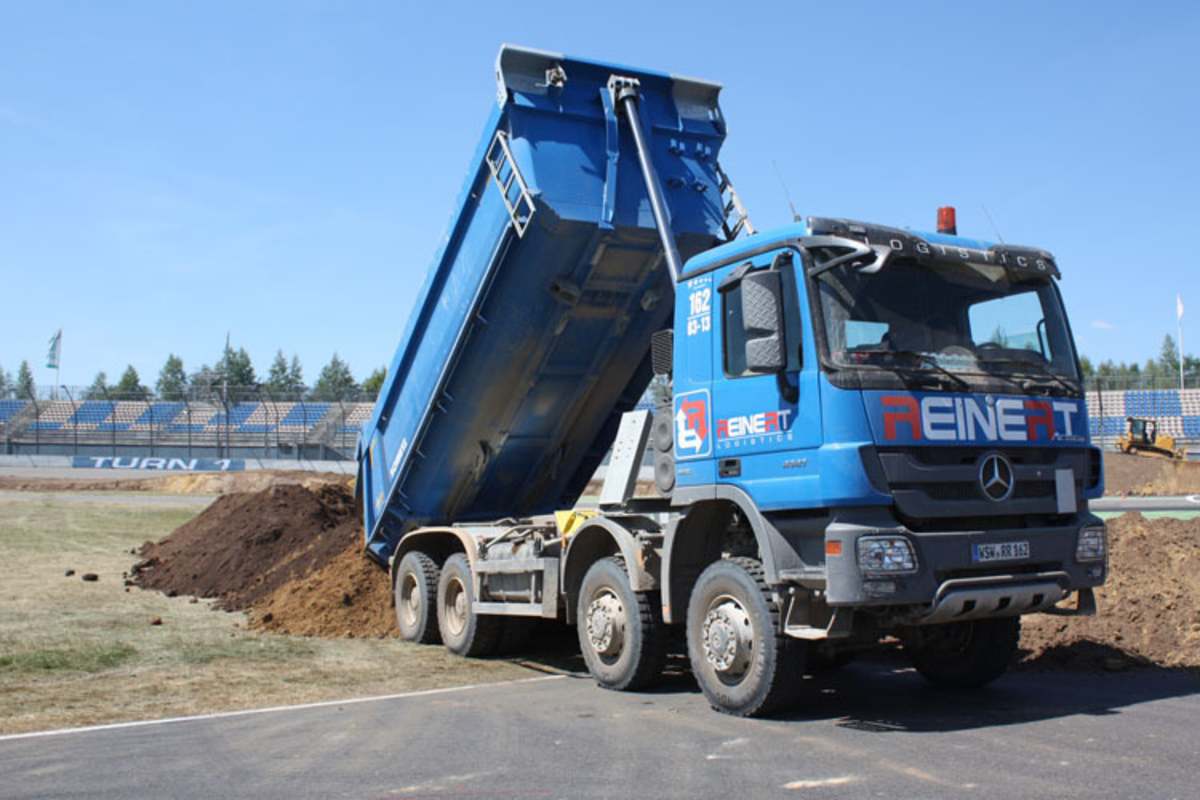 Die Bauarbeiten sind in vollem Gang