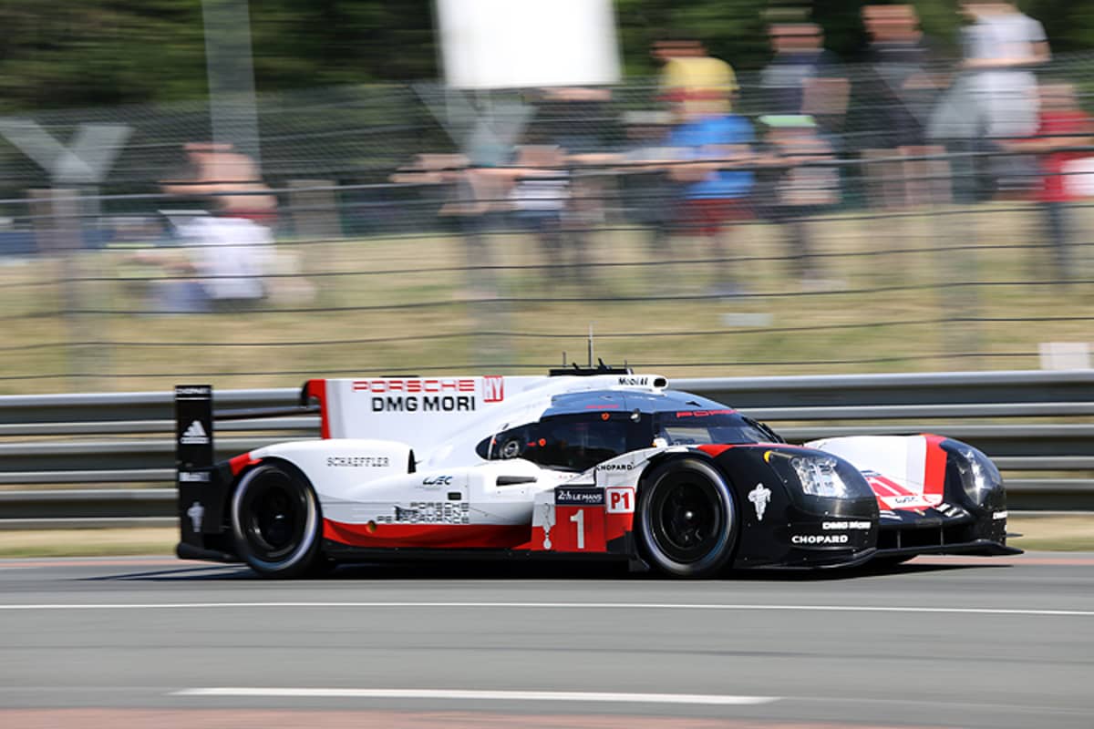 Inzwischen auf Platz 2: Der Porsche 919 Hybrid von Neel Jani