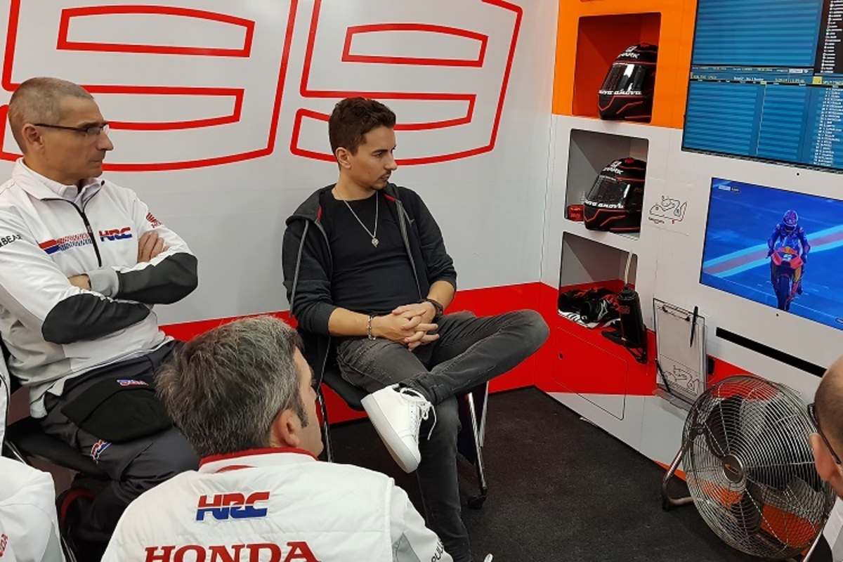 Jorge Lorenzo in der Honda-Box