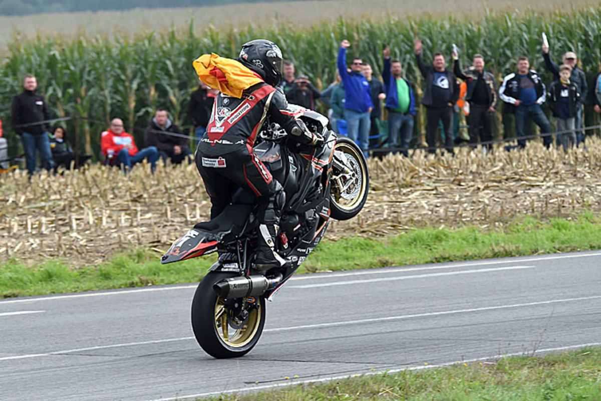 Didier Grams gewinnt das zweite Superbike-Open-Rennen in Frohburg