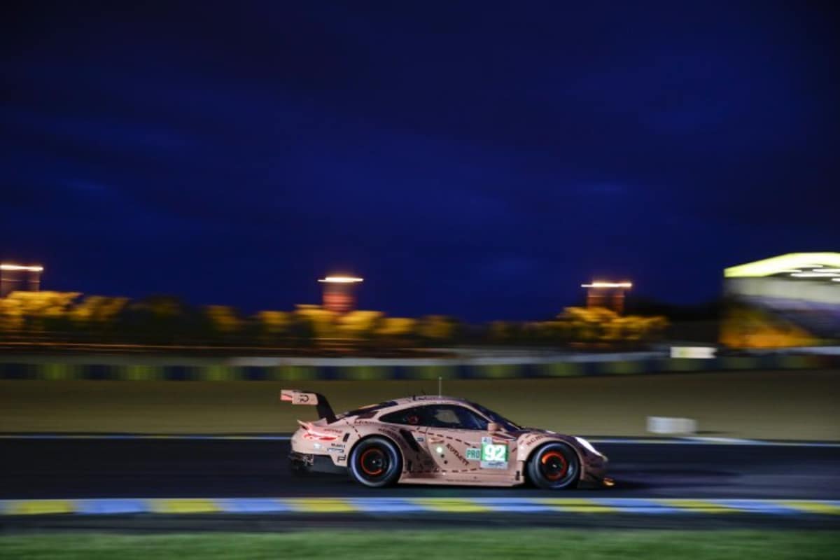 In der GTE-Klasse vorn: Der Porsche 911 RSR von Michael Christensen, Kévin Estre und Laurens Vanthoor