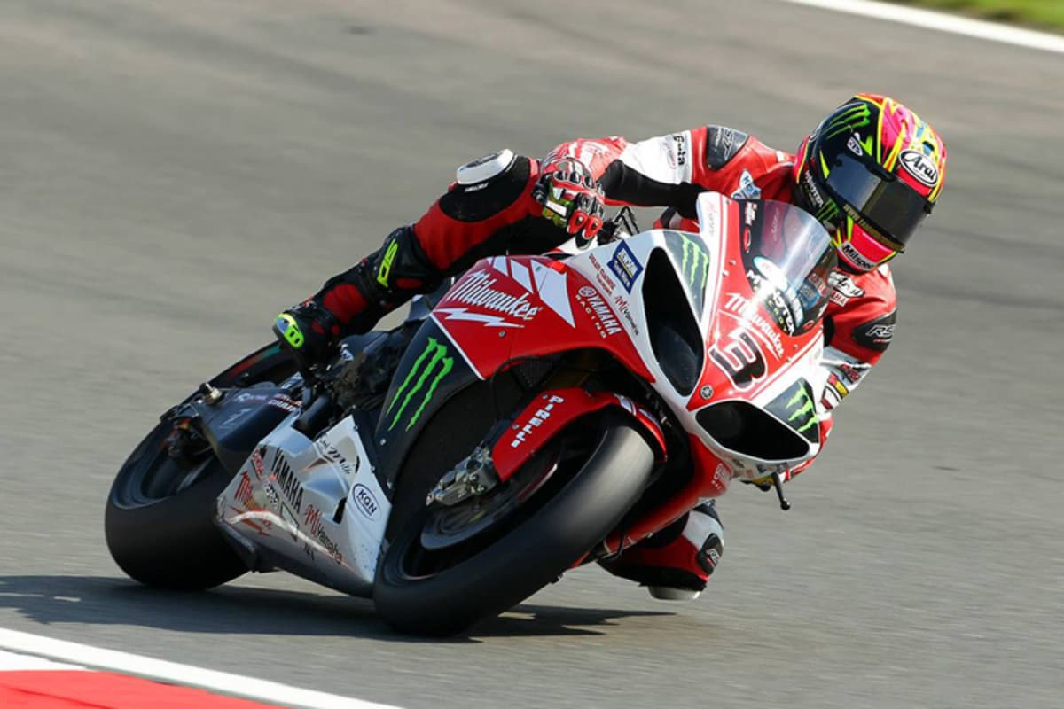 Joshua Brookes gewinnt in Thruxton beide Rennen