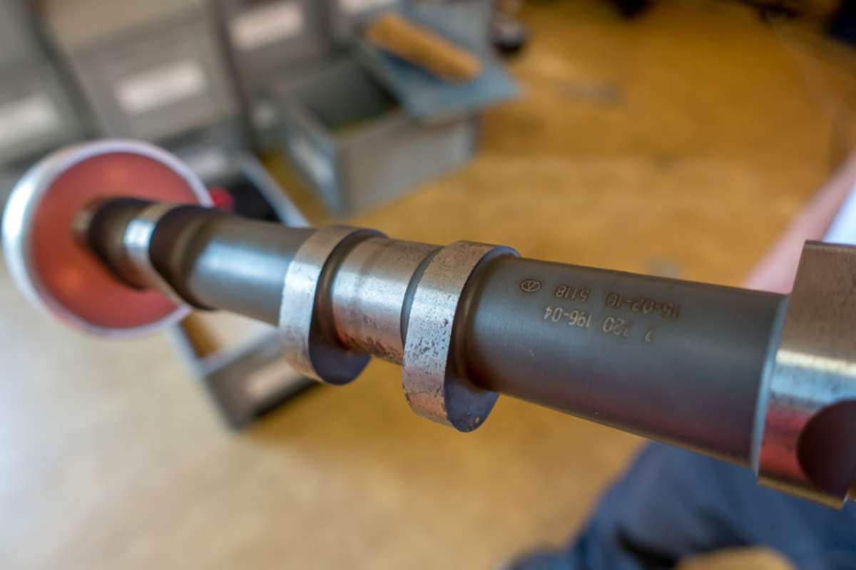 In alle Nockenwellen sind Prüfnummern eingeprägt