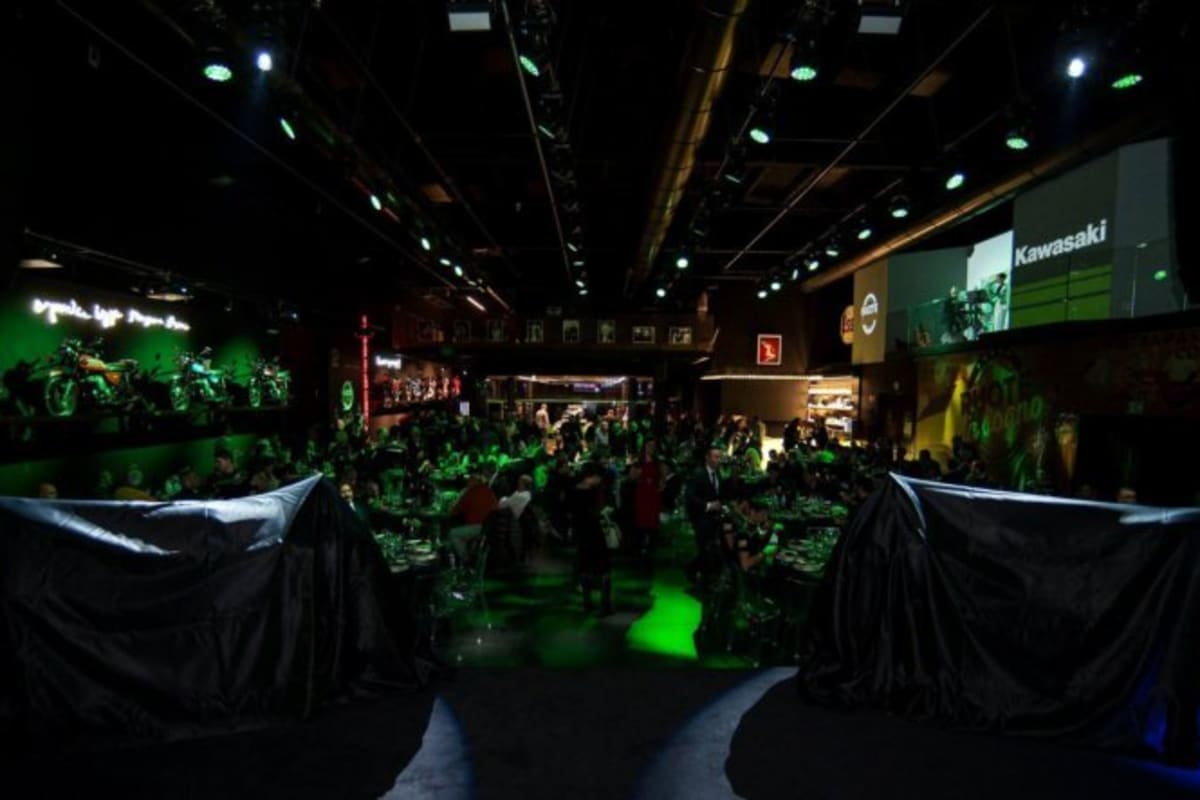 Eine gediegene Teampräsentation von Puccetti Kawasaki