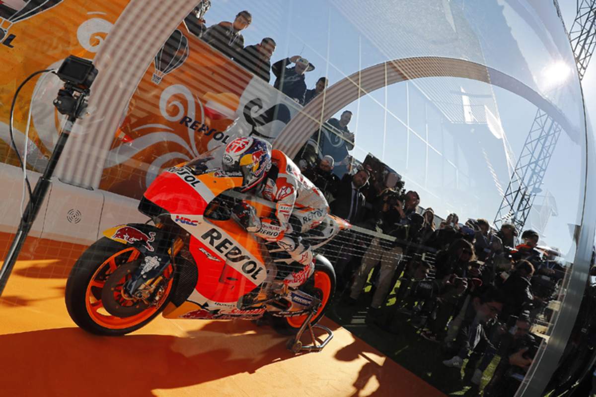 Später ging es mit den Bikes in einen herkömmlichen Windkanal 