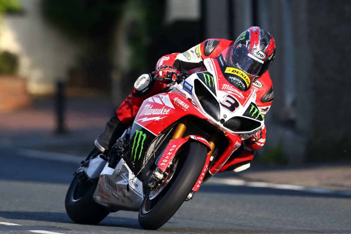 Ian Hutchinson (Milwaukee Yamaha) - TT Isle of Man