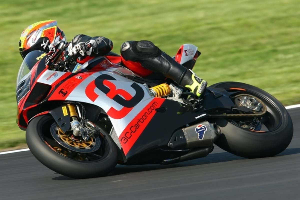 Xavi Fores: Ausgezeichneter IDM-Superbike-Einstand