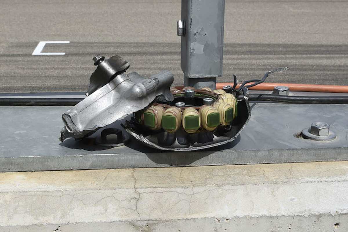 Der Übeltäter: Die Lichtmaschine der MRS Kawasaki