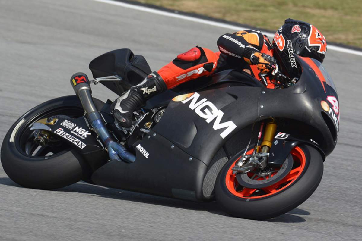 Aleix Espargaró: Brillanter Auftritt am ersten Testtag 2014 auf FTR-Yamaha