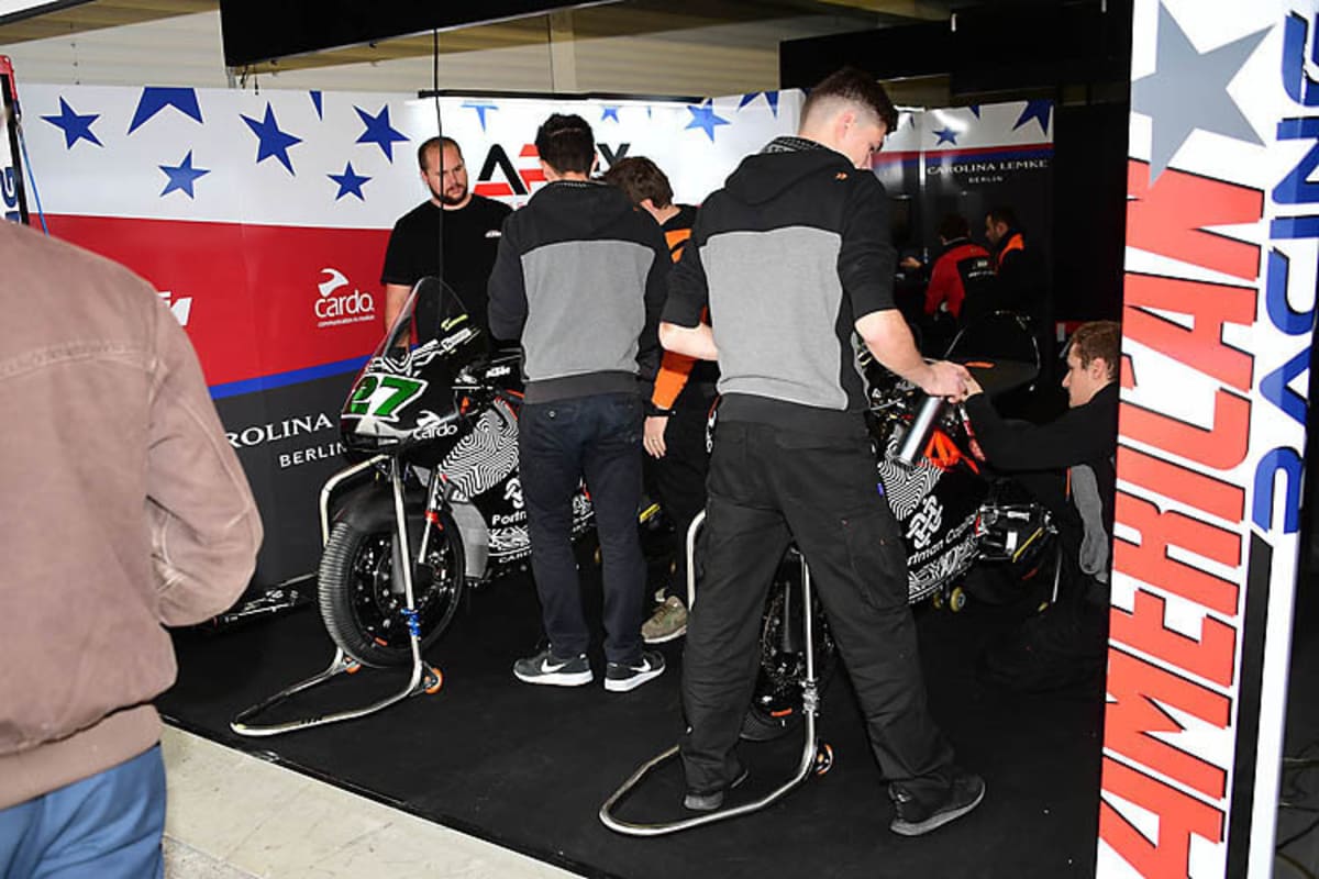 KTM-Test in Jerez 2019: Die Box des American Teams