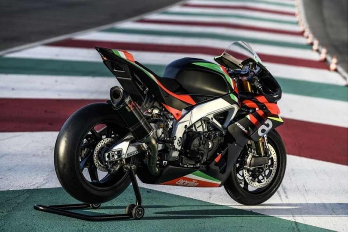 Aprilia RSV4 X: 225 PS, 165 kg - da hört sich jede Ausrede nach ungenügender Rundenzeit sehr dünn an