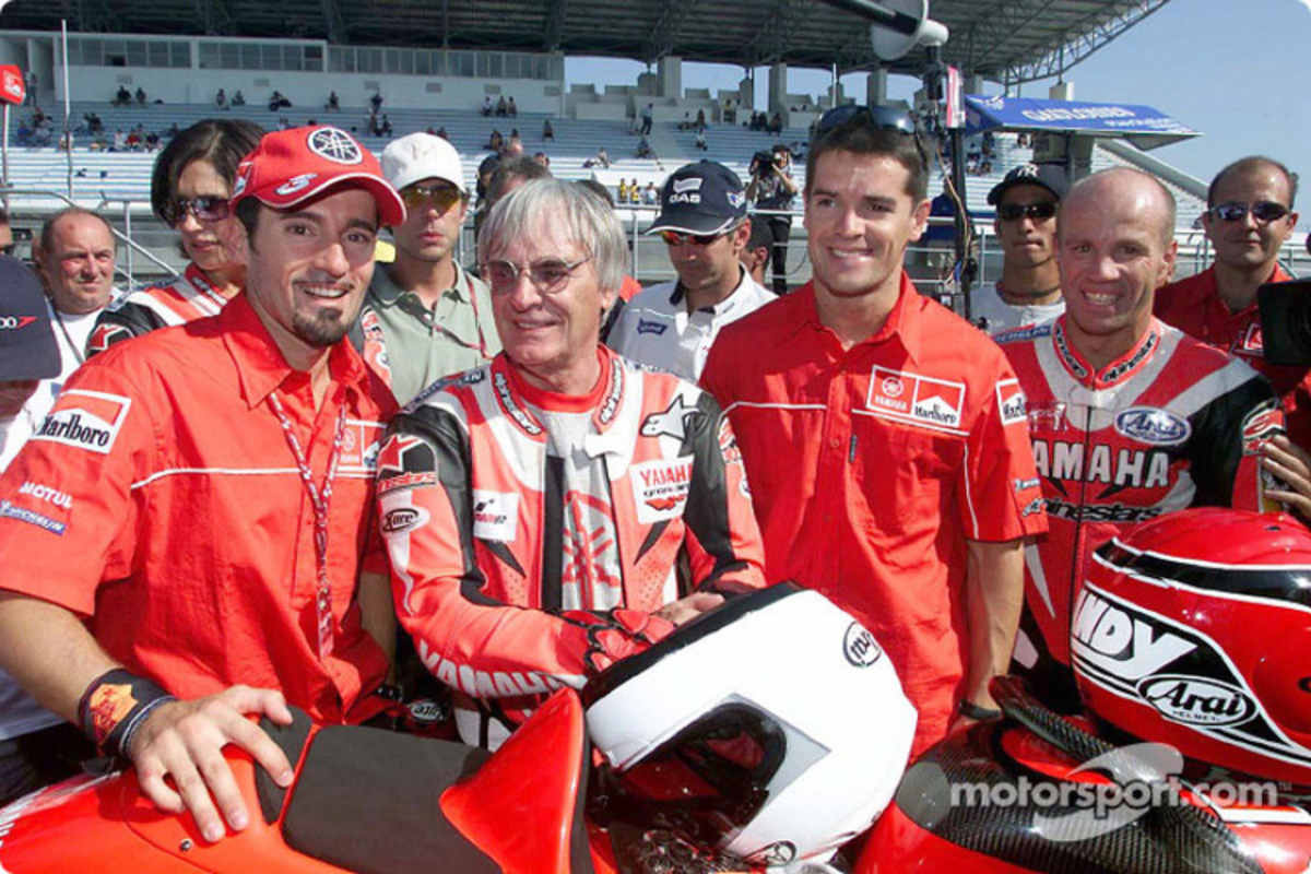 2001 in Estoril: Checa, Ecclestone, Biaggi und Mamola